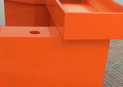 Huisinrichting met afwerking in satijnlak door HQcoating Rijkevorsel - project-satijnlak-oranje2